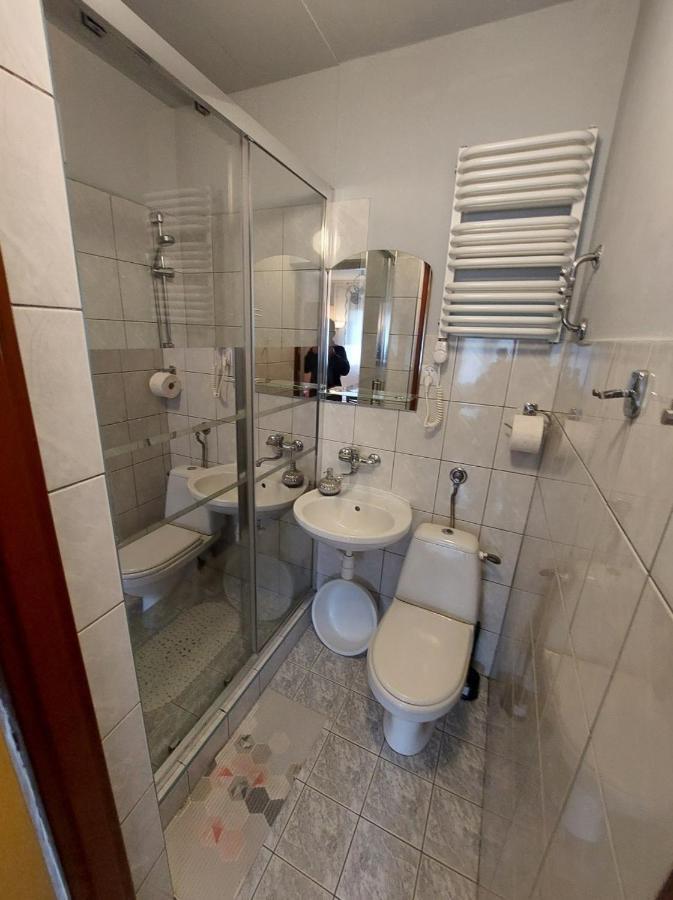 Pokoje Nad Raba Myślenice Eksteriør billede